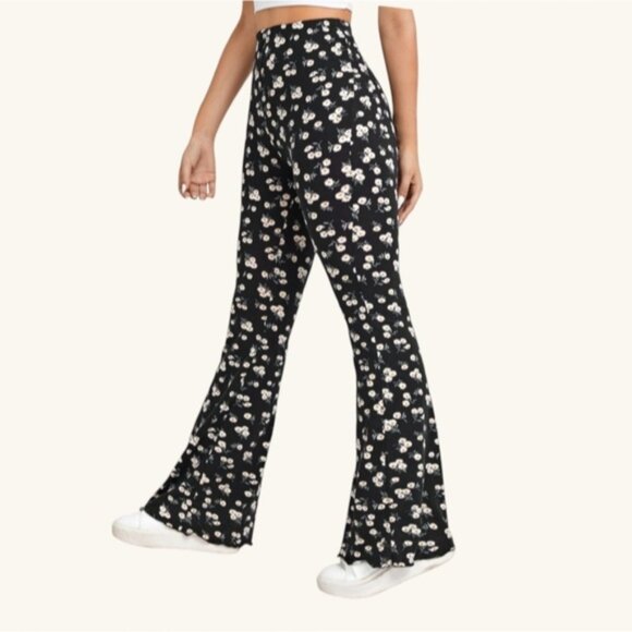 Comfy High Rise Black Floral Scalloped Bell Bottoms - Picture 4 of 13